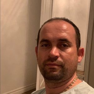 Meet your Posher, Amir